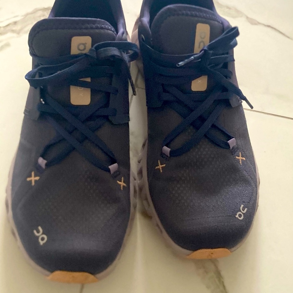On Cloud Sports Shoes Dark Blue 10.5 Wide
